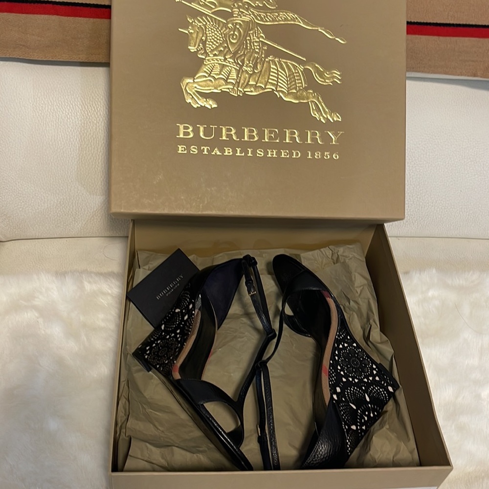 Burberry Wedge Sandal - Picture 14 of 14